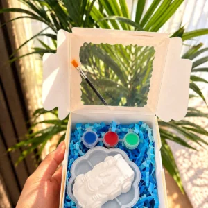 Кутийка LumiArt Mini с гипсова количка, бои и четка